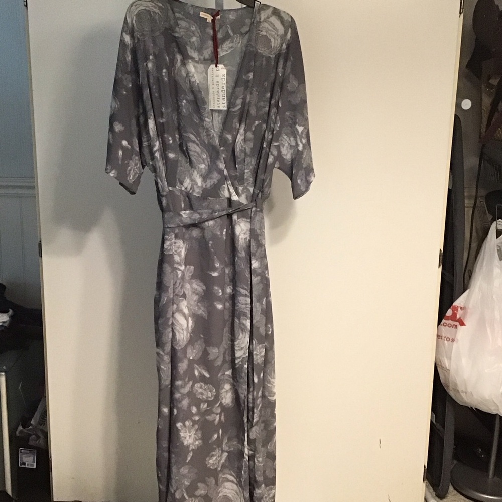 Elegant Gray Floral Maxi Dress